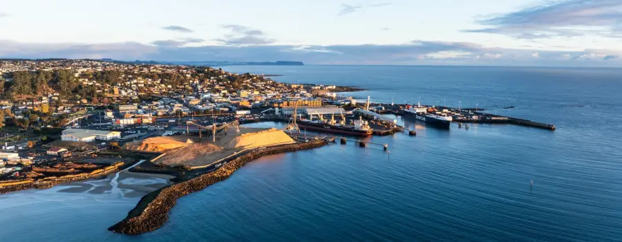 Seabed levelling at the Port of Burnie